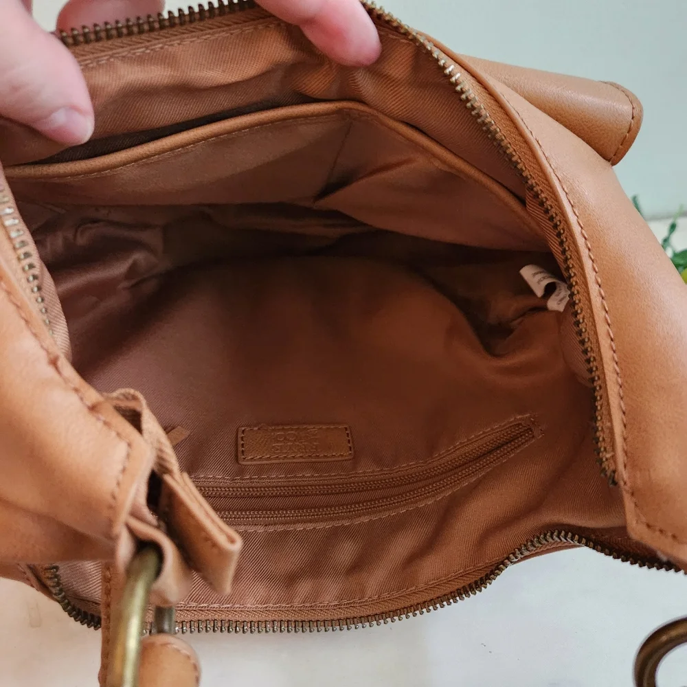 Frye & Co Brown Faux Leather Saddle Bag Crossbody Western Purse Pockets Shoulder